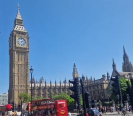 Лондон, Амстердам, Брюж и Мон Сен Мишел в едно пътуване - реално ли е?